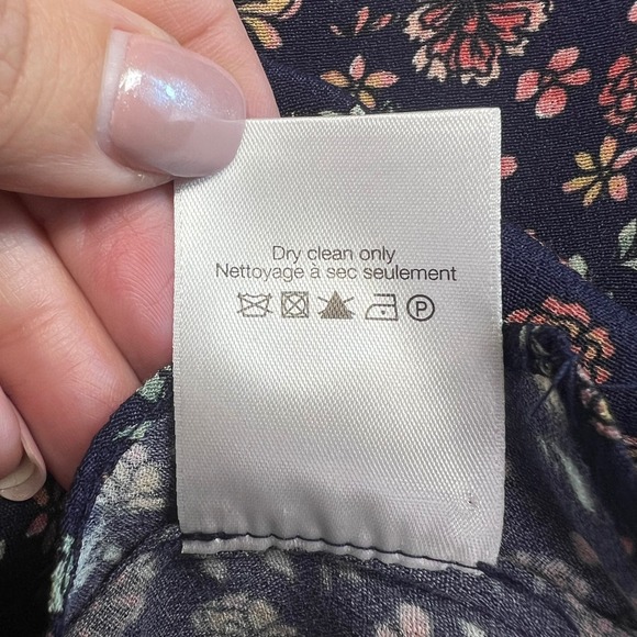 Veronica Beard Boho Floral Blouse Purple Contrast Trim Top Size 8 Rayon - Picture 15 of 16